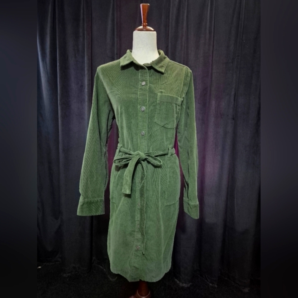 Time and Tru Olive Long Sleeve Corduroy Dress